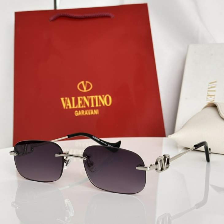 Picture of Valentino Sunglasses _SKUfw79480155fw